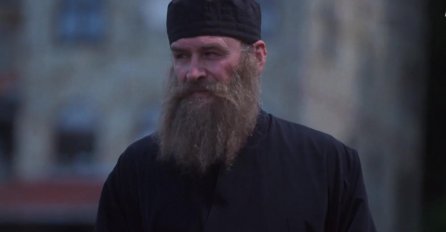 GLUMI MONAHA U SRSPKOJ SERIJI "TAJNA VINOVE LOZE", a niko ga nije prepoznao: ZNATE LI KO JE OVAJ GLUMAC, a tek ženu da mu vidite