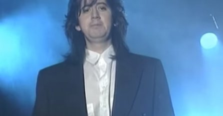 JAŠAR AHMEDOVSKI SE NABILDAO, A DA MU VIDITE ŽENU: Bili su 20 godina u vezi, A ONDA SE VJENČALI (FOTO)