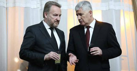 Naša stranka: Izetbegović isporučio Mostar Čoviću, nećemo učestvovati u predstavi HDZ - SDA