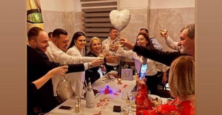 DALEKO OD LUKSUZA, OŽENIO SE SLOBA VASIĆ PA OBJAVIO 1 SLIKU: Svi gledaju u 1 detalj na MLADENKI, EVO KAKO SE OBUKLA (FOTO)