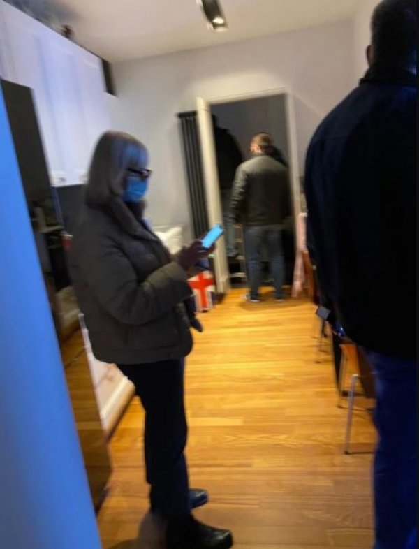 ae2fc442-1548-4cc8-8d3c-8898a3d30739