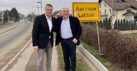 Inzko svratio u Laktaše: Popio kafu s Mijatovićem, pa se uslikao ispred table (FOTO)