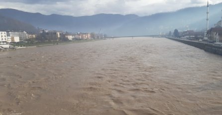 Rijeke se izlile na području Goražda, oštećeni putevi u mnogim mjestima
