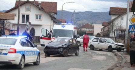 SUDAR DVA VOZILA: Saobraćajna nesreća oko 16 sati, stižu prve informacije