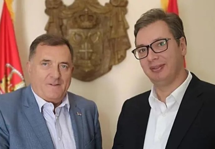 Dodik nastavio sa napadom na predsjednika Srbije, VUČIĆ UZVRATIO SNAŽNIM ŠAMAROM