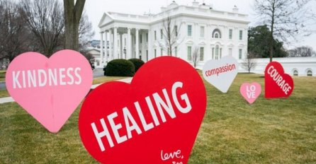 “S ljubavlju, Jilll” Prva dama SAD postavila ukrase za Dan zaljubljenih