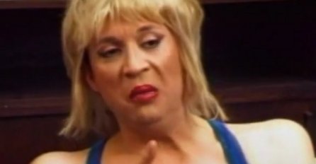 OBLAČIO SE KAO ŽENA, BIO JE NAJBOLJI ESTRADNI IMITATOR:  A ovo je Milica s kojom je Karamela u braku 20 godina, RODILA MU JE SINA (FOTO)