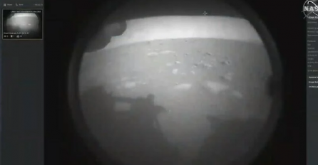 STIGLA JE PRVA FOTOGRAFIJA! NASA-in rover sletio na Mars i odmah poslao PRVE SLIKE, EVO ŠTA JE USLIKANO!