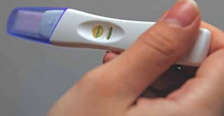 "Dečko i ja studiramo, u vezi smo 4 godine, a ja sam saznala da sam trudna"