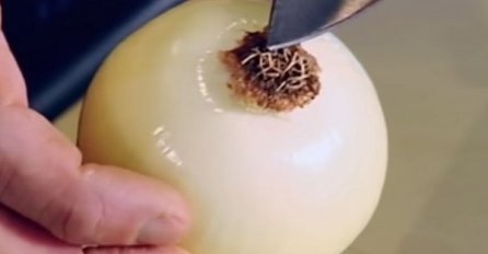 NAJVEĆA GREŠKA KOJU SVI PRAVE SA CRNIM LUKOM: Nutricionisti kažu - ako ga ovako spremate, uništavate mu zdrave sastojke!