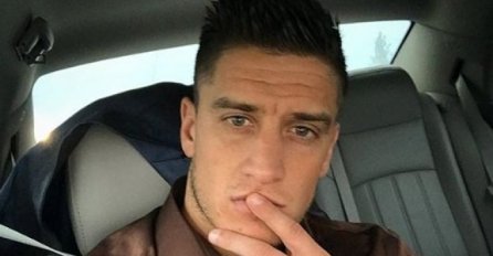 ZNATE LI ČIME SE DAVID DRAGOJEVIĆ BAVIO PRIJE ZADRUGE? ZARAĐIVAO JEDVA ZA DŽEPARAC: Nikada ne biste pogodili, OBJAVLJENA SLIKA 