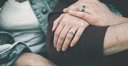 OPSESIJA ILI ISKRENA LJUBAV: Evo šta znači kada NON STOP pričate o partneru!