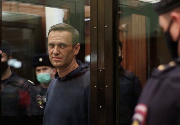 Kritičar Kremlja Navalny preseljen iz zatvora na NEPOZNATO MJESTO!