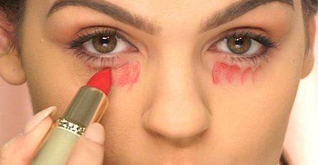 BIĆETE NAM ZAHVALNI: Evo kako da uz pomoć crvenog karmina sakrijete podočnjake za čas! (VIDEO)