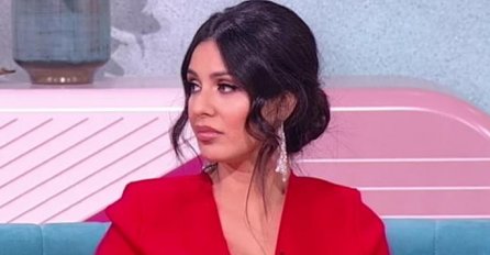 TANJA SAVIĆ NIJE U AUSTRALIJI, OBJAVLJENA NOVA SLIKA, NALAZI SE U RODNOM MJESTU: USLIKANA BEZ ŠMINKE, evo kako izgleda