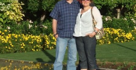 "OVO JE MOJ MUŽ, A KO JE OVA ŽENA PORED NJEGA?" Žena na Facebooku slučajno otkrila tajnu svog muža! SKORO JOJ SRCE STALO KAD JE VIDJELA