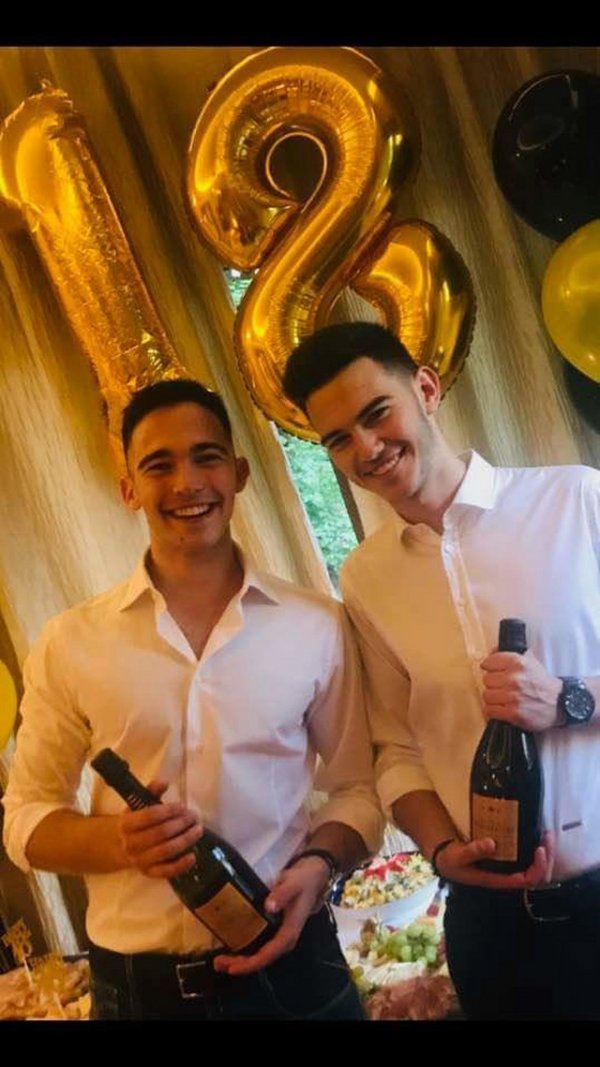 rohk9llahr0cdovl29jzg4uzxuvaw1hz2vzl3b1bhnjbxmvtmprn01eqv8vmjziztjhnty3yzjkmgrhztizmmmxyjfmmjjiowi0zdkuanbnkzmczqkaaieaaq