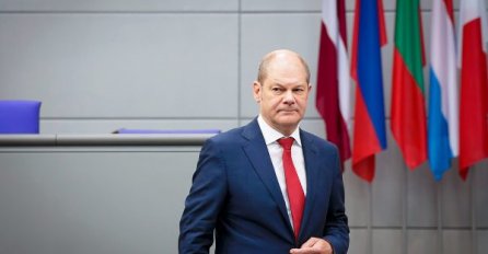 Scholz: Njemačka bi mogla zaustaviti Sjeverni tok 2 ako Rusija napadne Ukrajinu