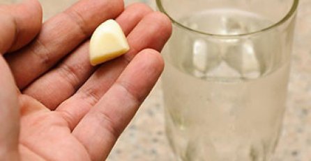 Voda od bijelog luka ima nevjerovatno dejstvo: Koristite 7 dana i tijelo će vam se preporoditi