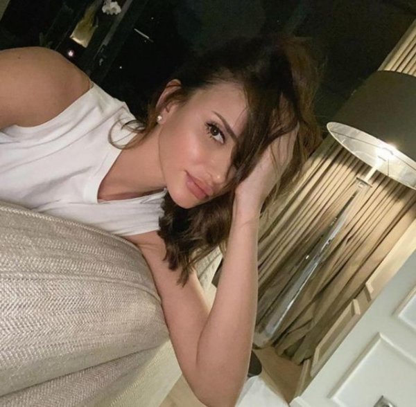 288287-emina-jahovic-ff