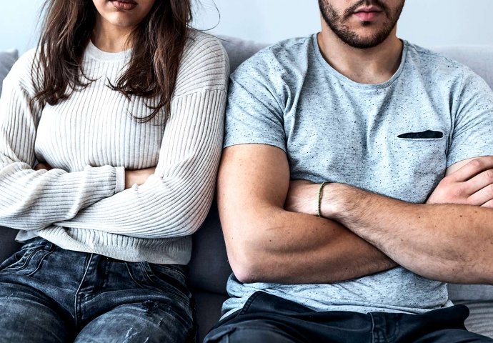 MOMCI, AKO OVO RADITE, NIJEDNA VAS NEĆE POGLEDATI: Ovo ponašanje muškaraca je užasno, ŽENE KONAČNO OTKRILE