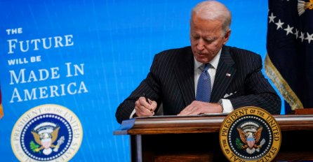 BIDEN JE PUTINU PRONAŠAO SLABU TAČKU: Nove američke sankcije ciljaju ruski državni dug - Što to znači? Ovo je veliki udarac, ali i najava da SAD sprema nešto još puno žešće