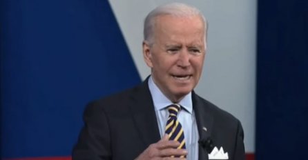 Biden poziva na masovno vakcinisanje prosvjetnih radnika