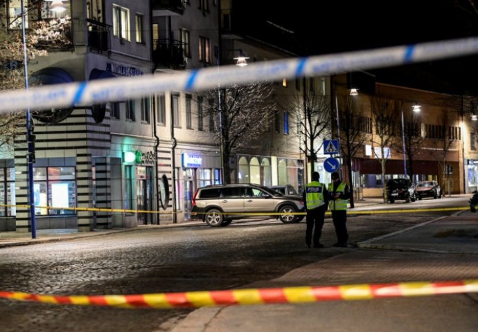 ŠVEDSKA: U napadu izbodeno najmanje osam osoba