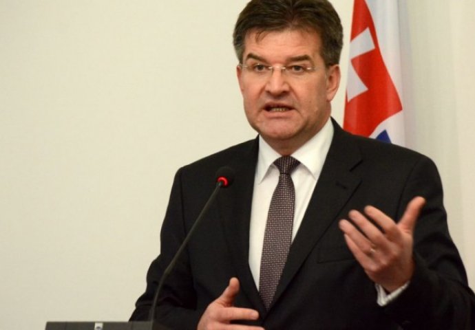 Lajčak: Vučić i Hoti znaju šta se pregovara za Kosovo, papir je već dogovoren