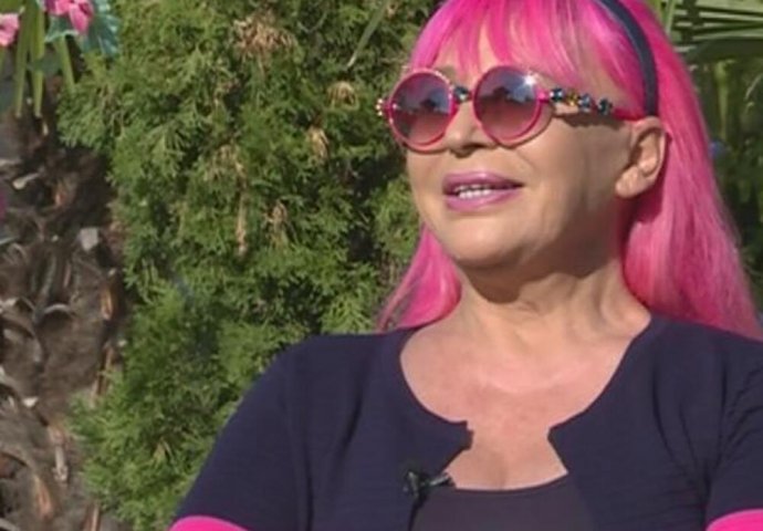 TERETANA, SALON LJEPOTE, KAFANA... ZORICA I KEMIŠ RENOVIRALI LUKSUZNU KUĆU: Zavirite u njihov dom i ostat ćete bez teksta KAD VIDITE OVE DETALJE! (FOTO)