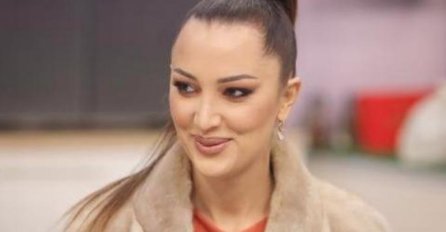 SVI ZNATE ALEKSANDRU PRIJOVIĆ, A EVO KAKO IZGLEDA NJENA MAJKA: OBJAVLJENA NAJNOVIJA SLIKA, nećete vjerovati (FOTO)