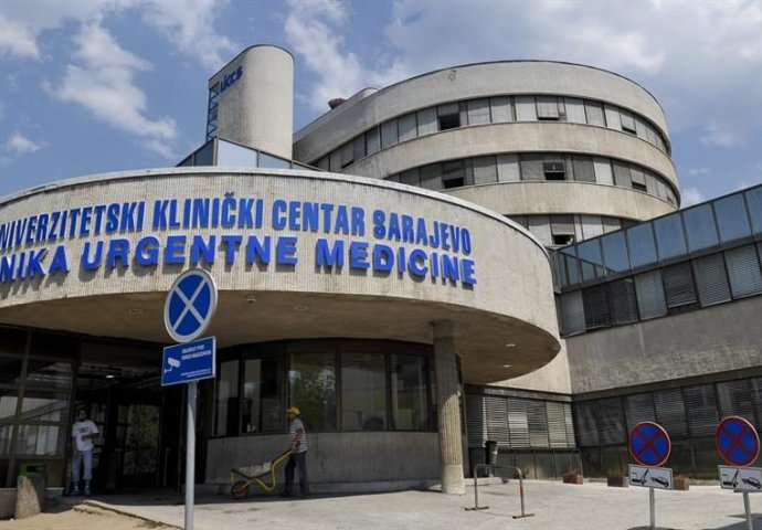 Večernji presjek sa KCUS-a: U posljednja 24 sata koronavirus potvrđen kod 400 osoba