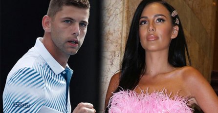 CECINA KĆERKA UŽIVA NA MALDIVIMA, OBJAVILA SLIKU U KUPAĆEM KOSTIMU, SVIMA PROMAKAO 1 DETALJ: Pogledajte o čemu je riječ