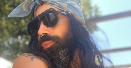 "OŠIŠALA SE VOLJENA MAJČICA", BOŽO VREĆO SE OGLASIO EMOTIVNOM SLIKOM: Svaki trenutak je uz nju (FOTO) 