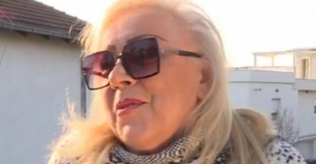 ZORICA MARKOVIĆ OBJAVILA SLIKU, UREDILA JE NA FOTOŠOPU- BOTOKS, NOVI ZUBI I IZMRŠANO LICE: Svi gledaju u nevjerici