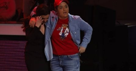 TAKMIČARKA POČELA PLAKATI, EVO ŠTA JOJ JE JELENA SINOĆ REKLA: Žiri zanijemio, djevojka problijedila