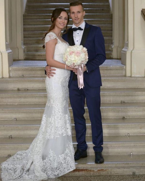 193e60a3-6fd4-4357-aa8c-9772b8f01e94