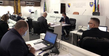 Vlada ZDK ograničila kretanje od 21.00 do 05.00