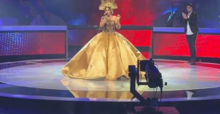 STAJLING OVE TAKMIČARKE SINOĆ RASPAMETIO ŽIRI ZVEZDA GRANDA: A riječi JELENE KARELUŠE će dugo pamtiti, EVO ŠTA JOJ JE REKLA U LICE!