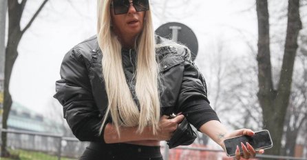 JELENA KARLEUŠA DOBILA POKLON OD 1 MUŠKARCA, ODMAH OBJAVILA NA INSTAGRAM: Evo šta je u pitanju -  MNOGI SU SE RASPLAKALI