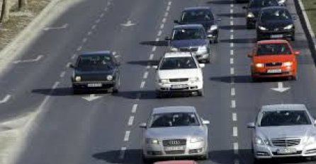 STANJE NA PUTEVIMA: Povoljni vremenski uvjeti za vožnju