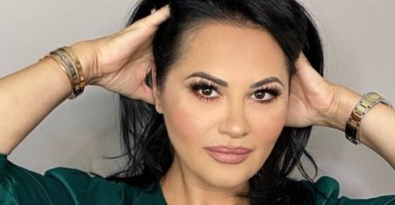 JANA SMRŠALA 13 KILOGRAMA, IZGLEDA KAO TINEJDŽERKA! ČEKAJTE DA VIDITE NJENU KĆERKU: Svi gledaju 1 detalj, IZNENAĐENJE?