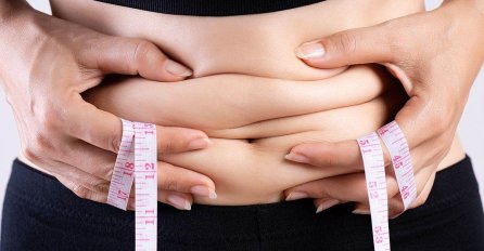 Zaboravićete na MASNOĆE sa vašeg stomaka! Konzumirajte OVAJ napitak 7 dana i zatim se izmjerite