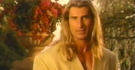 Bio je NAJPOŽELJNIJI MUŠKARAC devedesetih, a ljepotom je zaradio MILIONE: Danas ima 62 godine i EVO KAKO IZGLEDA, DA LI JE MOGUĆE?