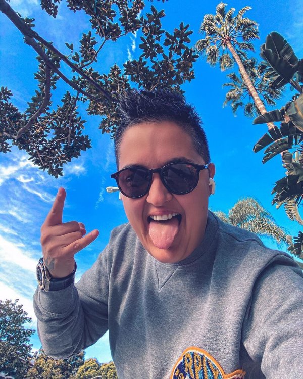 35b4e9e8bd5e657ebd375dddc179afea