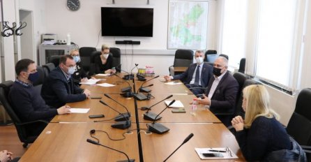 Završen sastanak u Vladi KS, Izetbegović nije htjela o detaljima