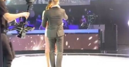 TAKMIČAR PRIREDIO ROMANTIČNO IZNENAĐENJE ZA VODITELJKU ZVEZDE GRANDA: Pozvao Sanju Kužet na scenu, a ono što je naredno uradio, OSTAVILO JE ŽIRI BEZ TEKSTA