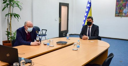 Novalić upoznao kantonalne premijere sa aktivnostima za nabavku vakcina