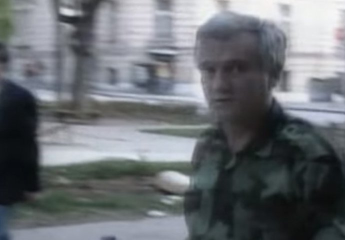 Snimak Jovana Divjaka od 3. maja 1992.: Ne pucaj, ne pucaj... (VIDEO)