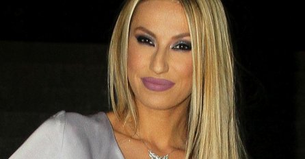 RADA MANOJLOVIĆ OBJAVILA SLIKU UPLAKANE DALILE: Poslala poruku javnosti